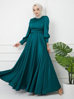 Beli Pilise Detaylı Kuşaklı Yeşil Abiye Elbise