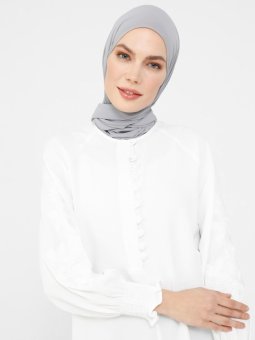 Kolları Nakış Ve Gipe Detaylı Off White Tunik