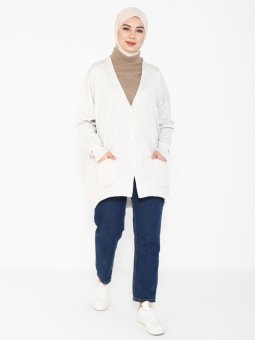 Cep Detaylı Düğmeli Triko Kemik Hırka