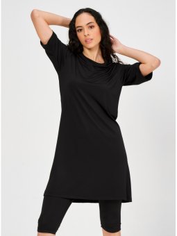 Siyah Basic Yarım Kol Yarı Kapalı Mayo