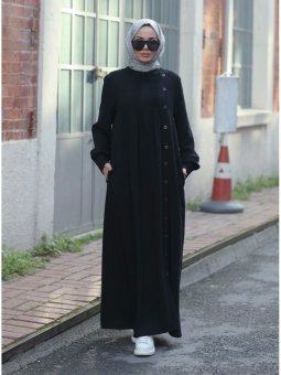 Önü Düğme Detaylı Siyah Ferace