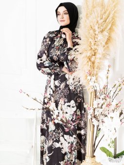 Siyah Desenli Kemerli Elbise