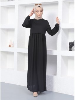 Kol Uçları Lastikli Siyah Elbise