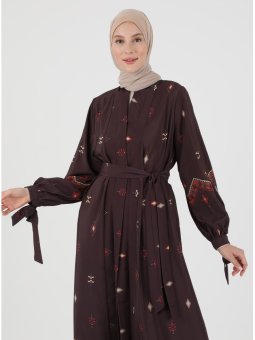 Etnik Desenli Bağlama Detaylı Abaya Kahve Ferace