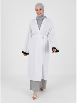 Keten Görünümlü Püskül Detaylı Abaya Off White/siyah Şerit Ferace