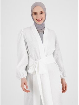 Off White Jakarlı Sabit Kuşaklı Ferace