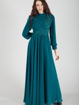 Zümrüt Yeşili Üzeri Taş İşlemeli Şifon Abiye Elbise