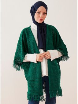 Etek Ve Kol Ucundan Püsküllü Triko Zümrüt Yeşili Panço
