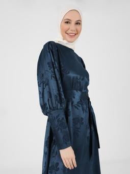 Jakarlı Saten Koyu Lacivert Elbise