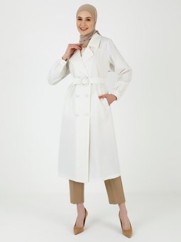 Kemer Detaylı Çift Kapama Ekru Trençkot