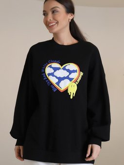 Siyah Kalp Detaylı Sweatshirt
