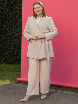 Büyük Beden Kuşak Detaylı Bej Ceket