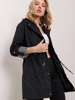 Siyah Beli Bağlamalı Kapüşonlu Trençkot