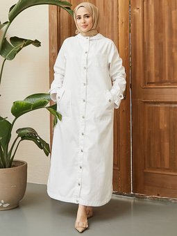 Kapüşonlu Beyaz Pardesü