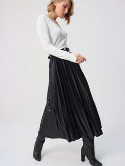 Siyah Piliseli Belden Lastikli Uzun Etek