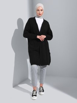 Yumuşak Ve Rahat Kalıp Triko Siyah Hırka