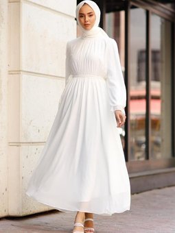 Beyaz Şifon Kumaş Kuşaklı Abiye Elbise