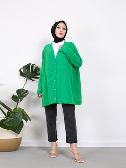 Düğmeli Yeşil Hırka
