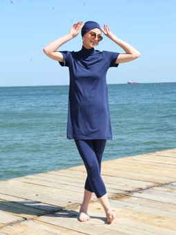 Lacivert Kısa Kol Yarım Mayo