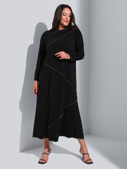 Büyük Beden Nakış Detaylı Siyah Elbise