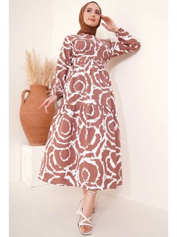 Desenli Kahverengi Elbise