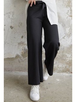 Beli Kuşaklı Bol Scuba Siyah Pantolon