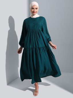 Brit Detaylı Zümrüt Yeşili Elbise