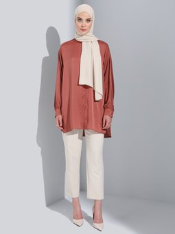 Düğmeli Geniş Kalıp Saten Karamel Tunik