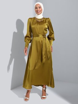 Saten Kuşaklı Zeytin Yeşili Elbise