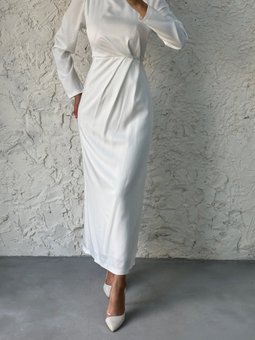 Omuzu Boncuk Detaylı Abiye Elbise Beyaz