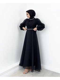 Yakası Beli Taşlı Tül Abiye Elbise