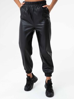 Beli Lastikli Deri Görünümlü Siyah Pantolon