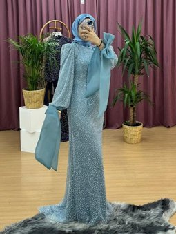 Hennin Kolları Bağlama Detaylı Balık Abiye Elbise