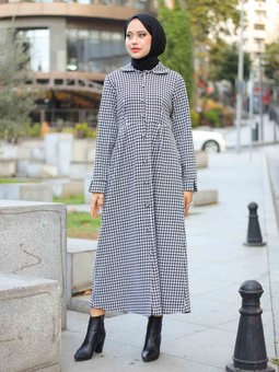 Kazayağı Desenli Siyah Kap