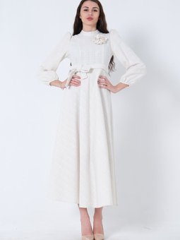 Ekru Tüvid Kumaş Çiçek Detaylı Kolları Lastikli Seyyar Kuşaklı Elbise