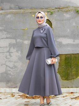 Yaka Çiçekli Puf Dalgıç Etekli Takım Gri