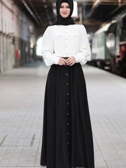 Siyah Nilüfer Takım