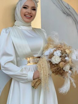 Ekru Kemerli Drape Detaylı Saten Abiye Elbise T 2973