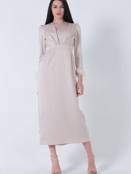Bej Kol Ucu Tüylü Abiye Elbise