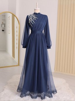 Önü Taş Detaylı Drapeli Kemerli Tül Abiye Elbise