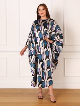 Büyük Beden Lacivert Desenli Ferace