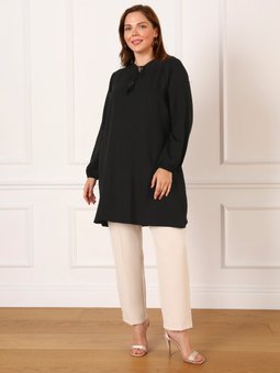 Siyah Büyük Beden Püskül Detaylı Tunik