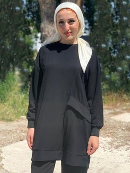 Siyah Dikiş Detaylı Tunik