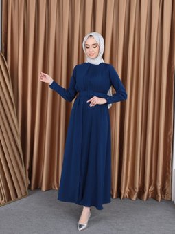 Pilise Detaylı Kemerli Tesettür Elbise
