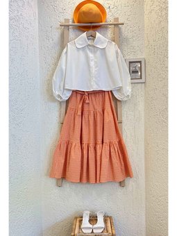 Beyaz Bebe Yaka Crop Gömlek & Pötikare Kat Kat Etek Turuncu Takım