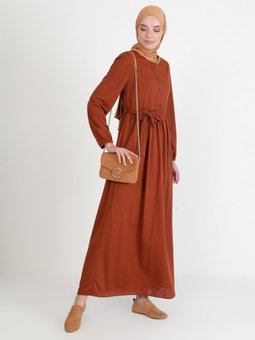 Düğme Detaylı Taba Elbise