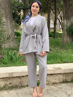24y3209 Gri Kimonosu Taşlı Takım