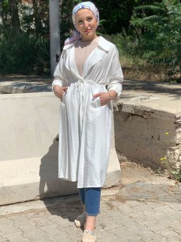 Beyaz Ceket Yaka Tünelli Uzun Kap