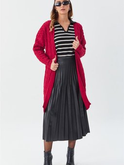 Saç Örgülü Kırmızı Hırka