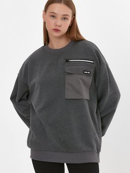 Gri Cep Detaylı Oversize Sweatshirt